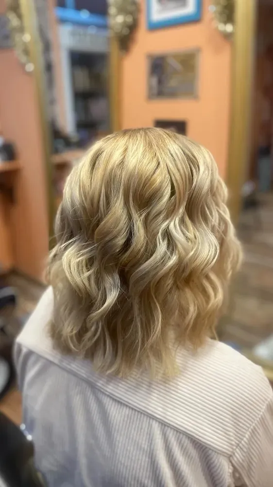Mélanie R - Coiffure et institut (1)